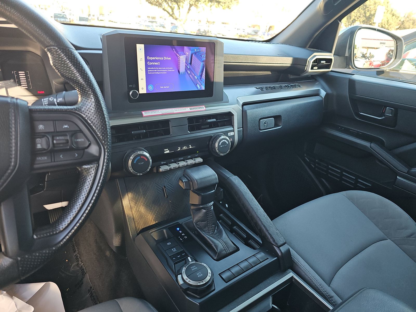 2024 Toyota Tacoma SR5 AWD