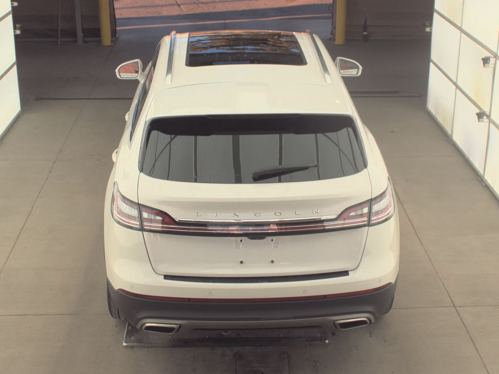 2023 Lincoln Nautilus Reserve FWD