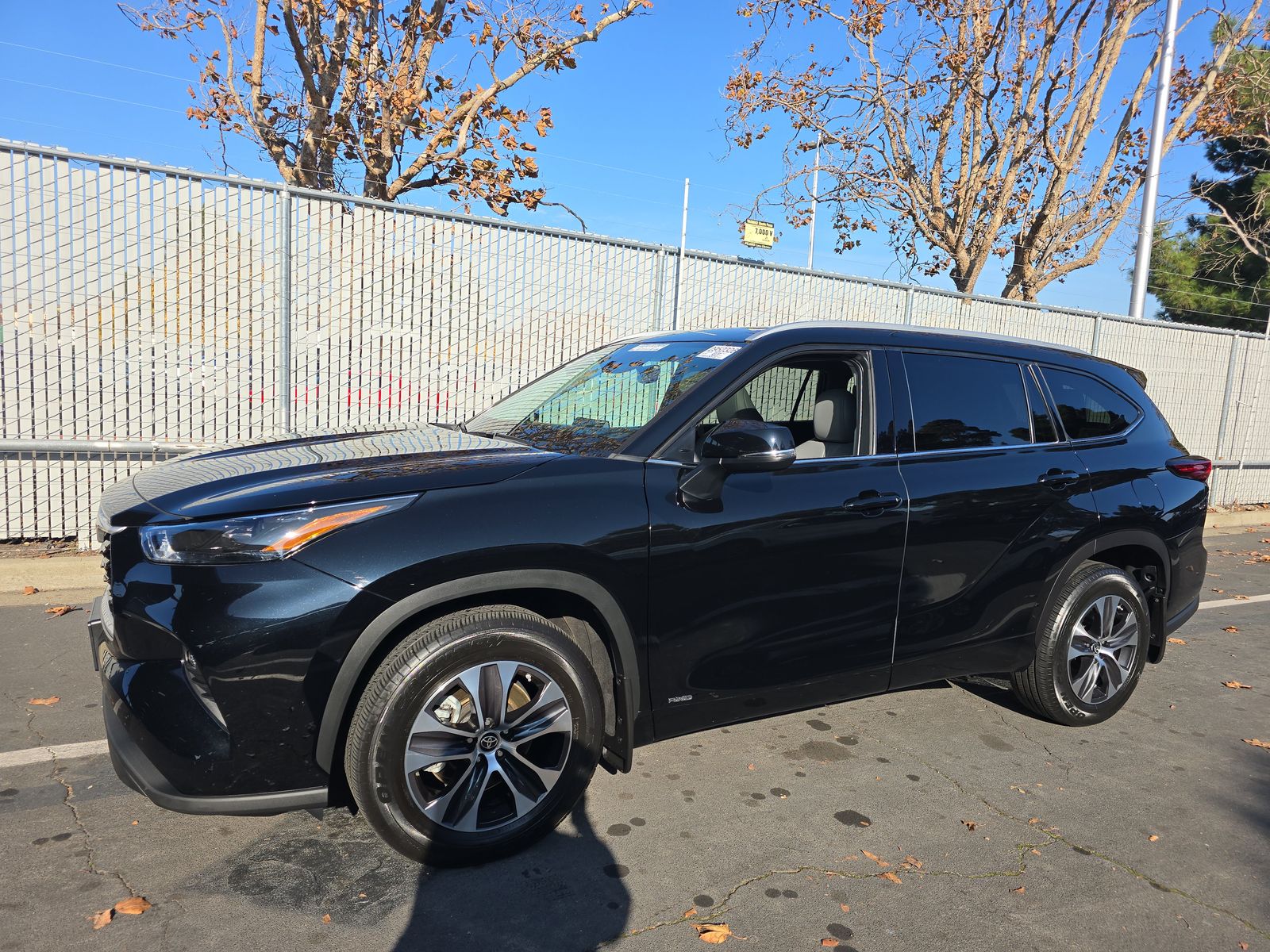 2022 Toyota Highlander Hybrid XLE AWD