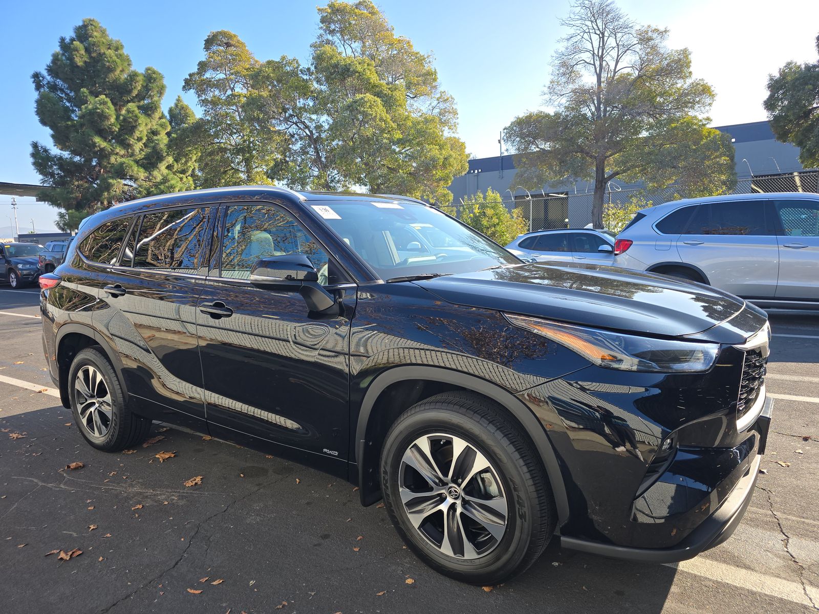 2022 Toyota Highlander Hybrid XLE AWD