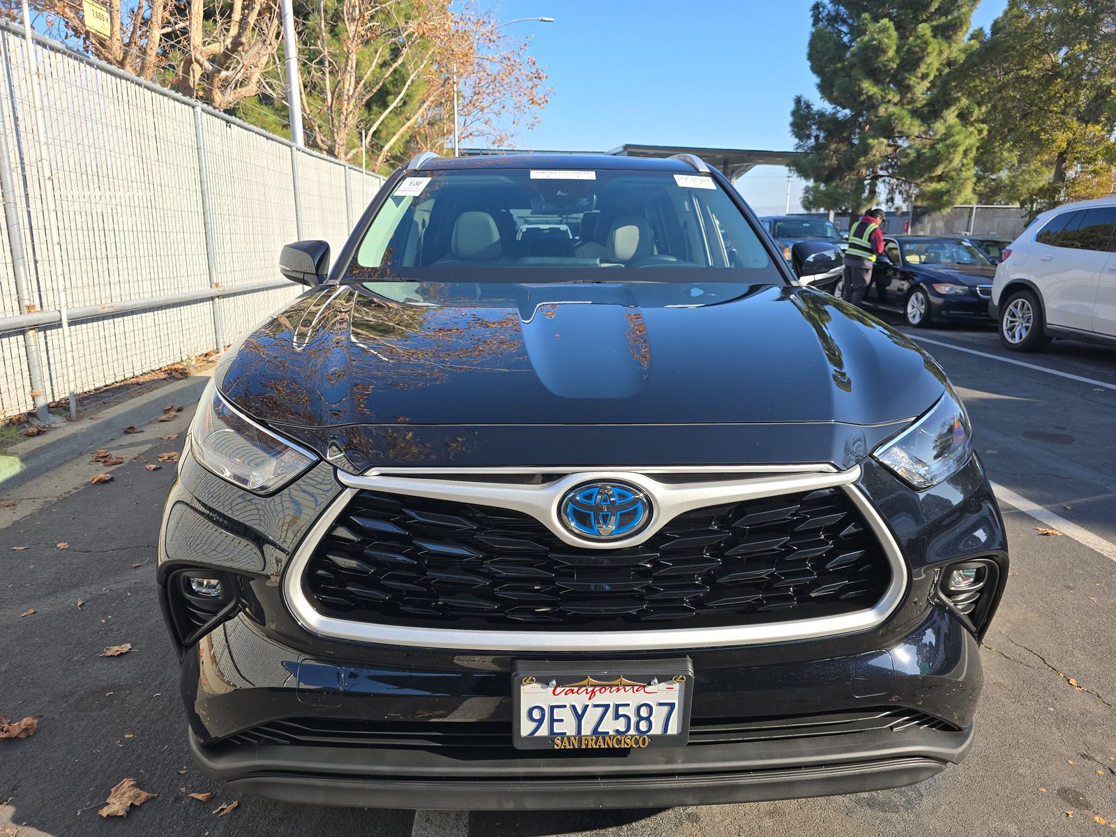 2022 Toyota Highlander Hybrid XLE AWD