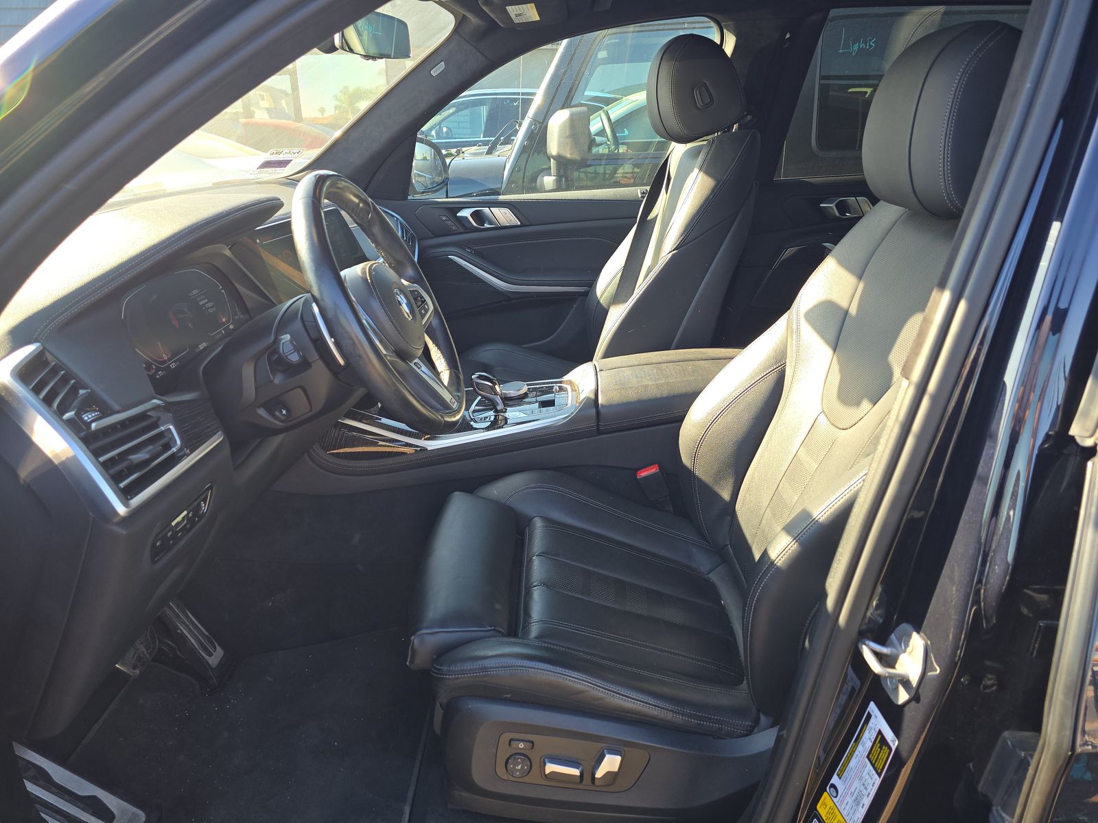 2022 BMW X7 xDrive40i AWD