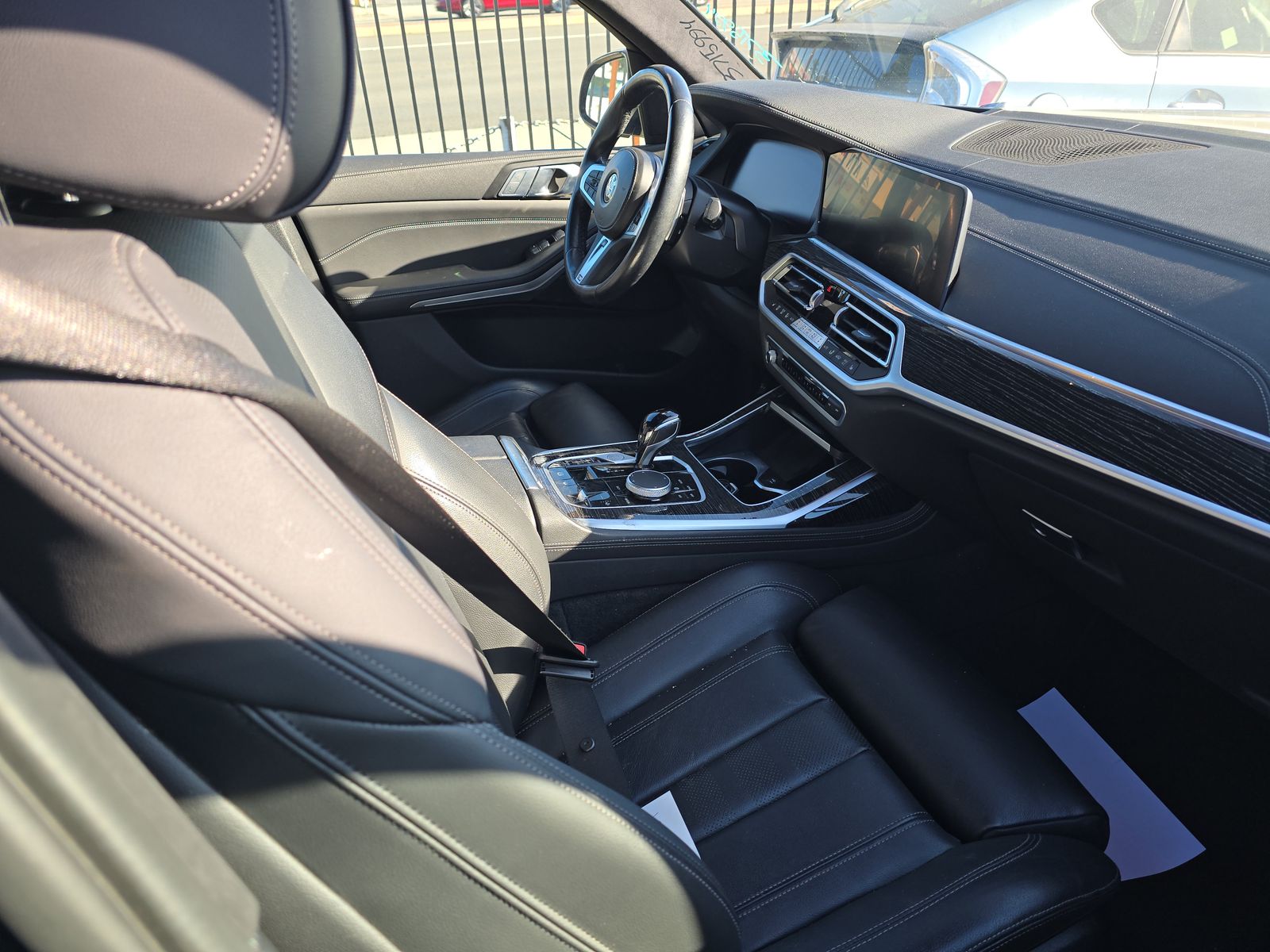 2022 BMW X7 xDrive40i AWD