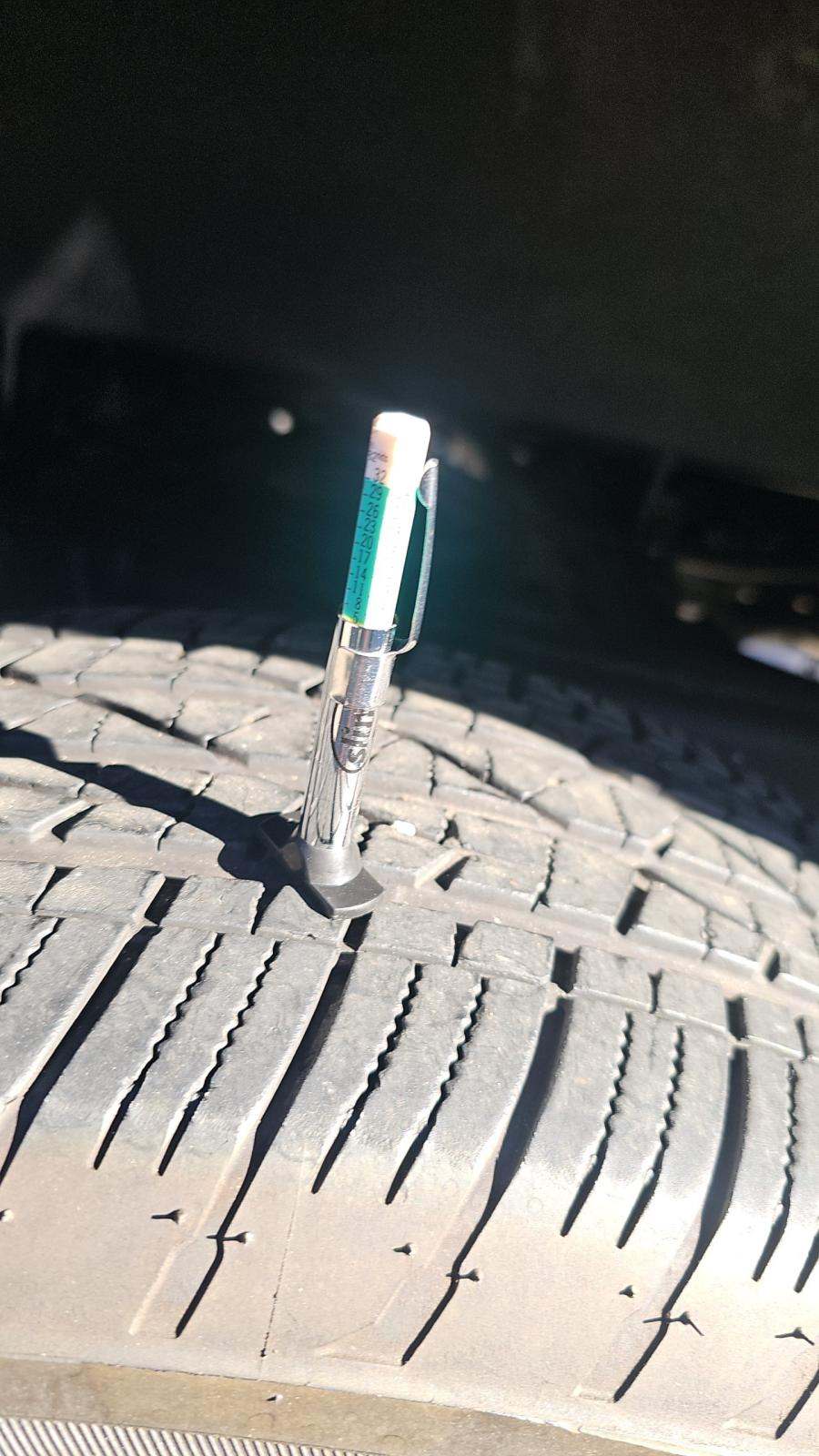 2024 Toyota Tacoma SR5 AWD