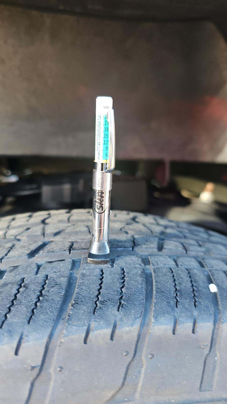 2024 Toyota Tacoma SR5 AWD