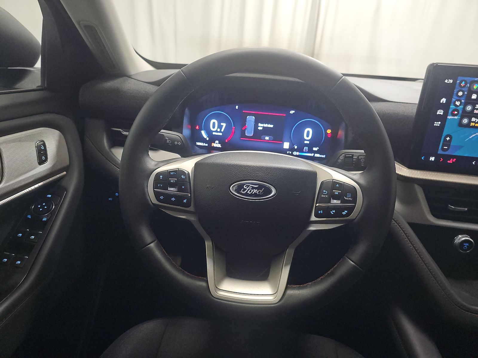 2025 Ford Explorer Active RWD