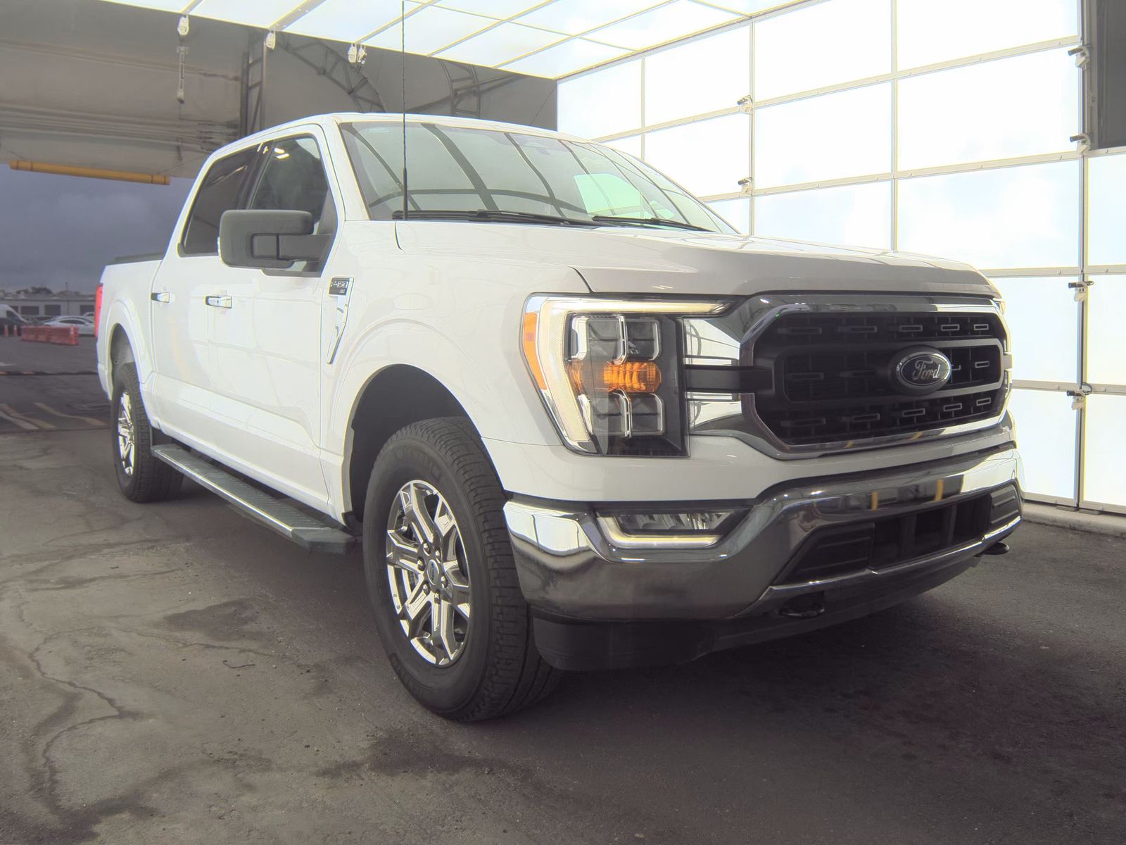 2023 Ford F-150 XLT AWD
