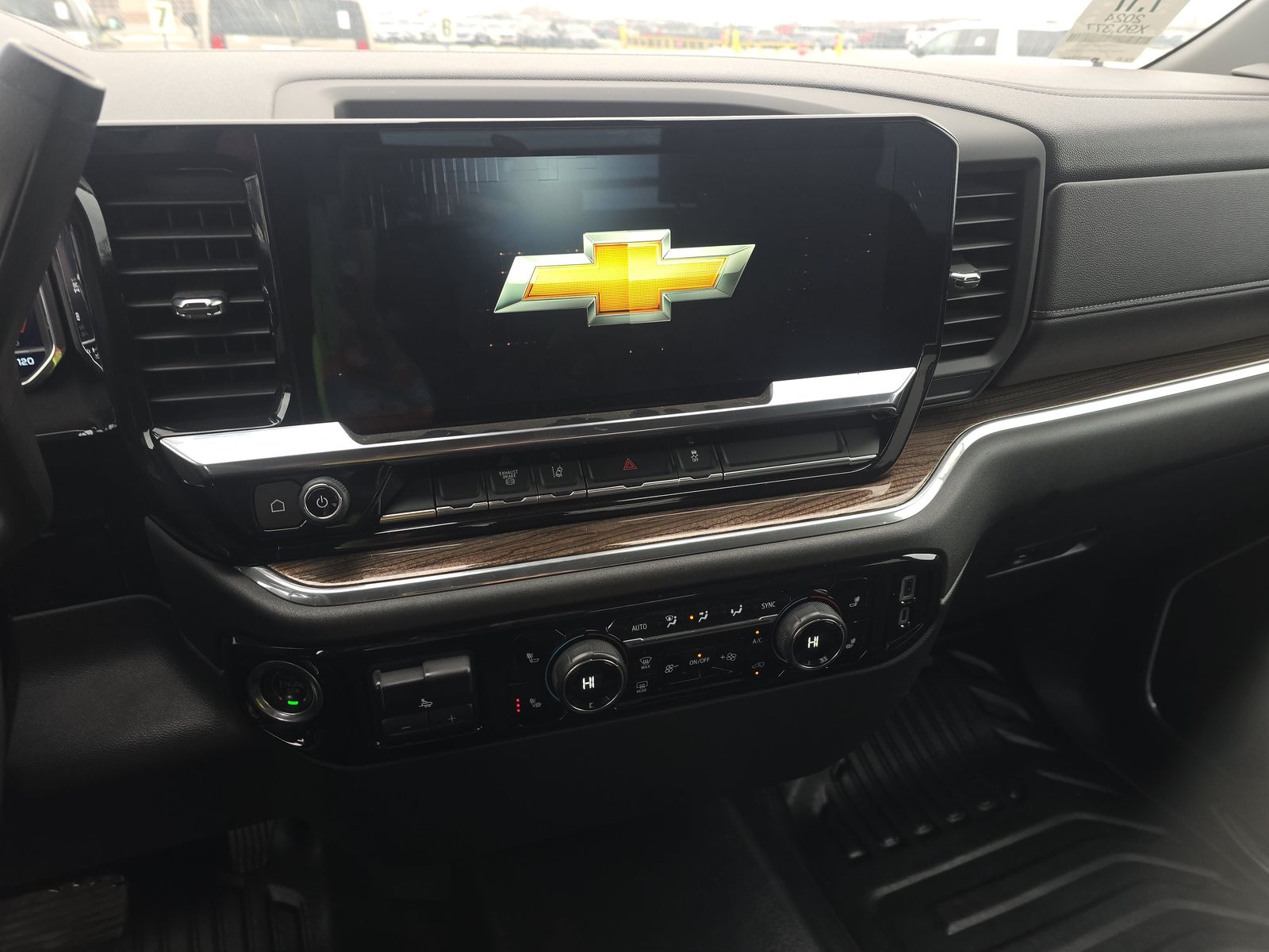 2024 Chevrolet Silverado 3500HD LT AWD