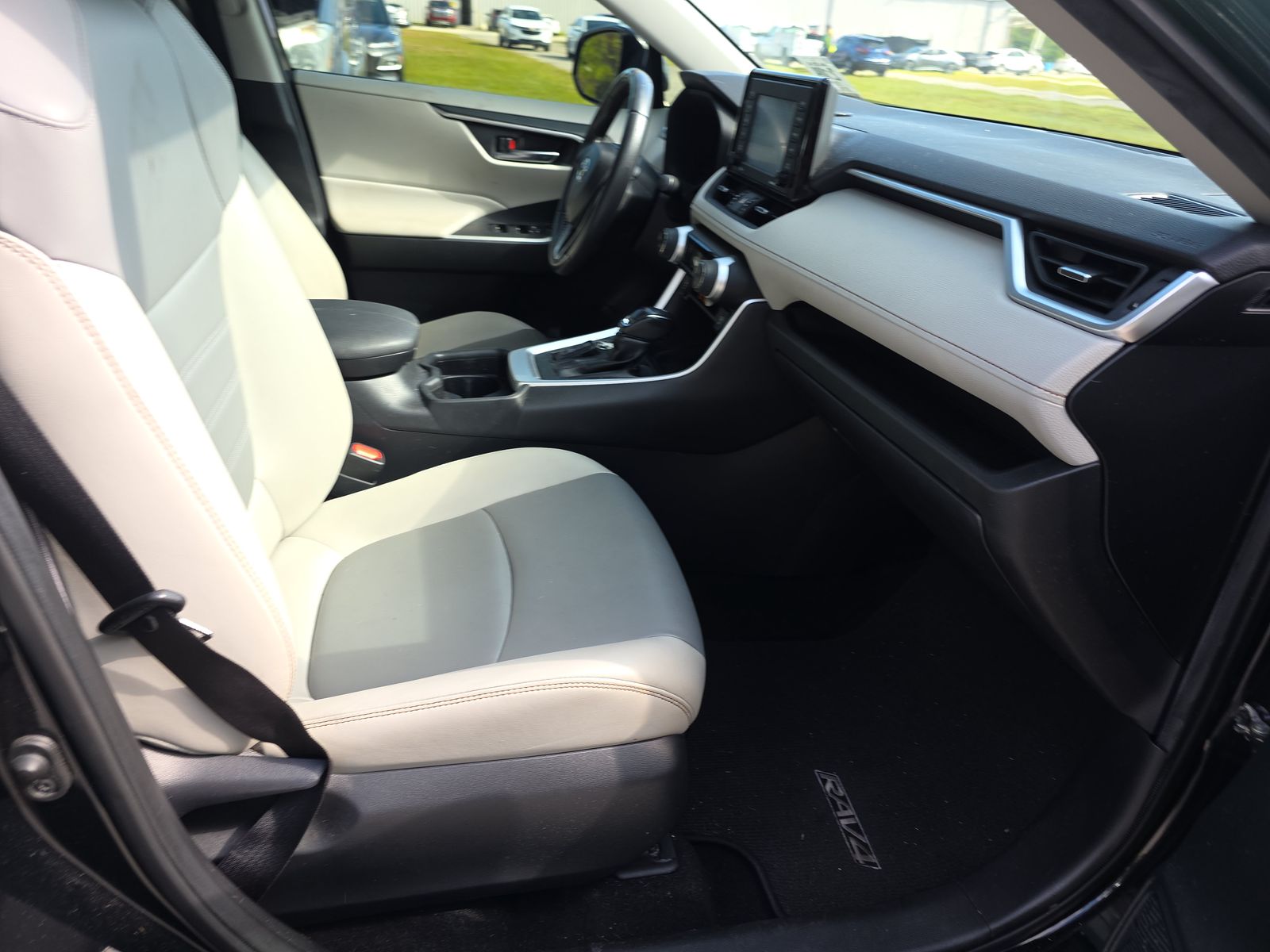 2020 Toyota RAV4 XLE Premium FWD