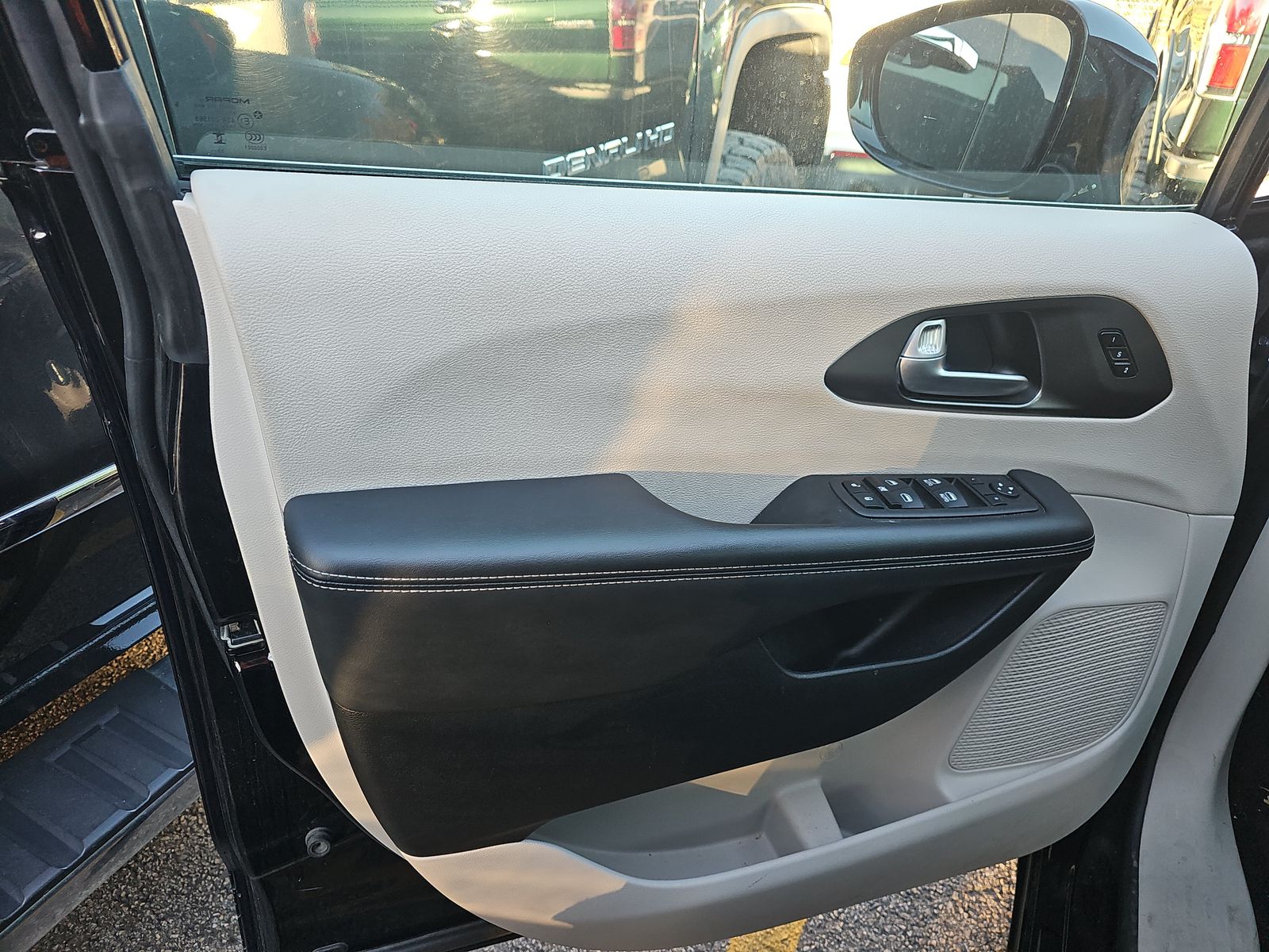 2024 Chrysler Pacifica Touring L FWD