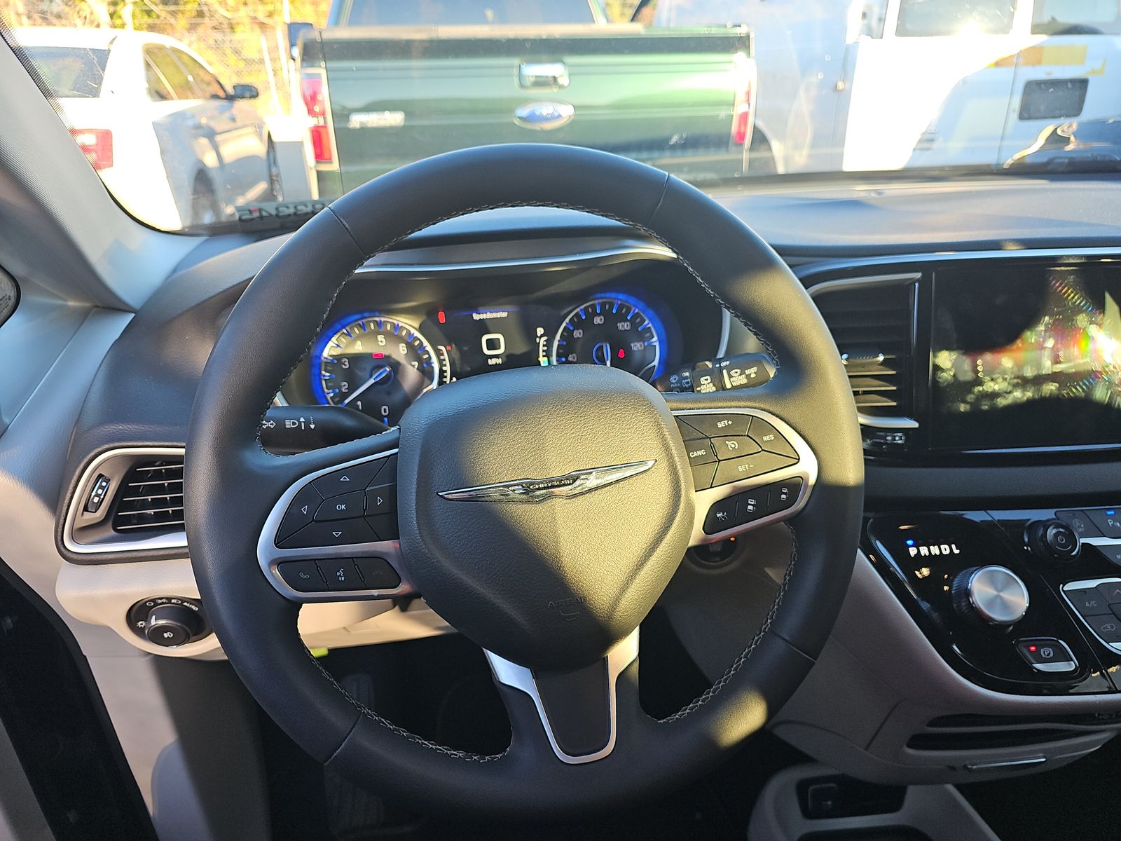 2024 Chrysler Pacifica Touring L FWD