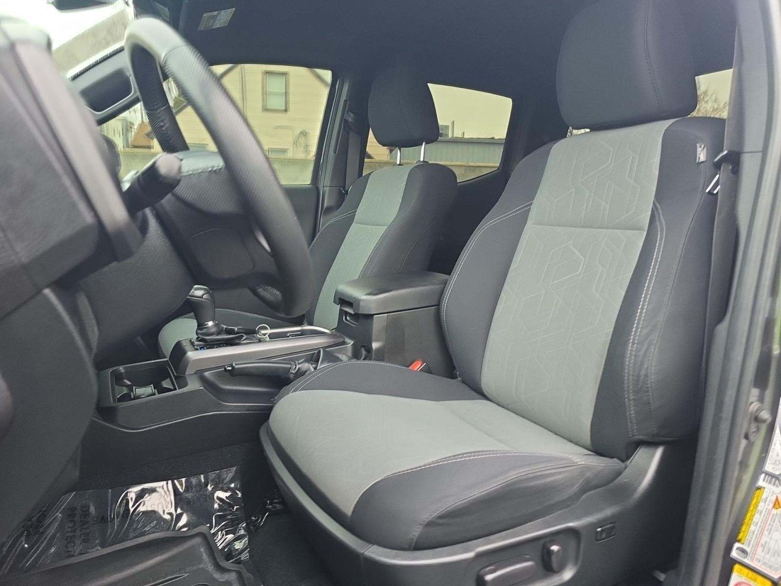 2020 Toyota Tacoma TRD Sport RWD