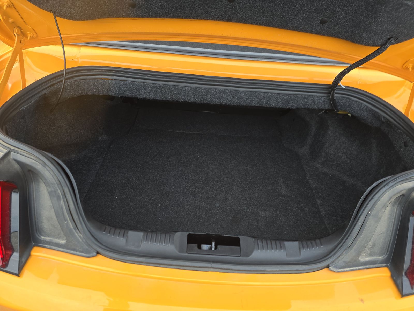 2022 Ford Mustang GT Premium RWD