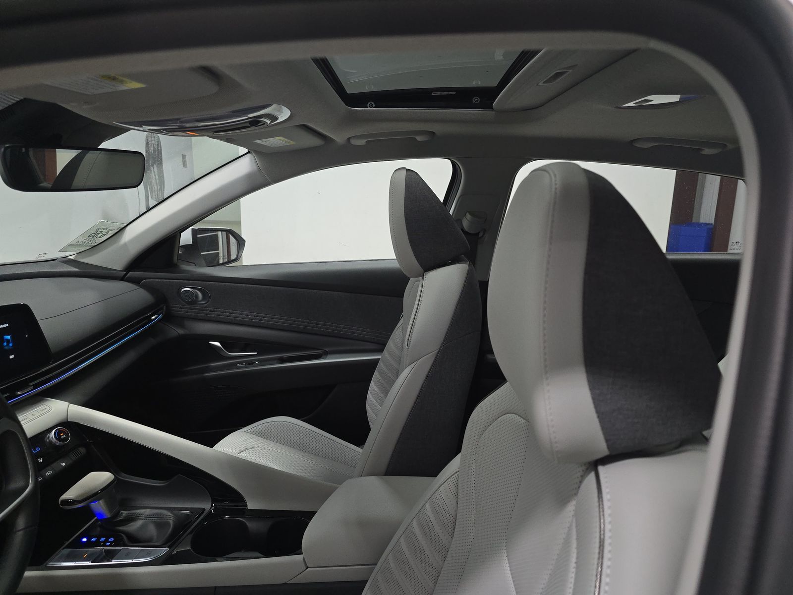 2024 Hyundai Elantra Limited FWD