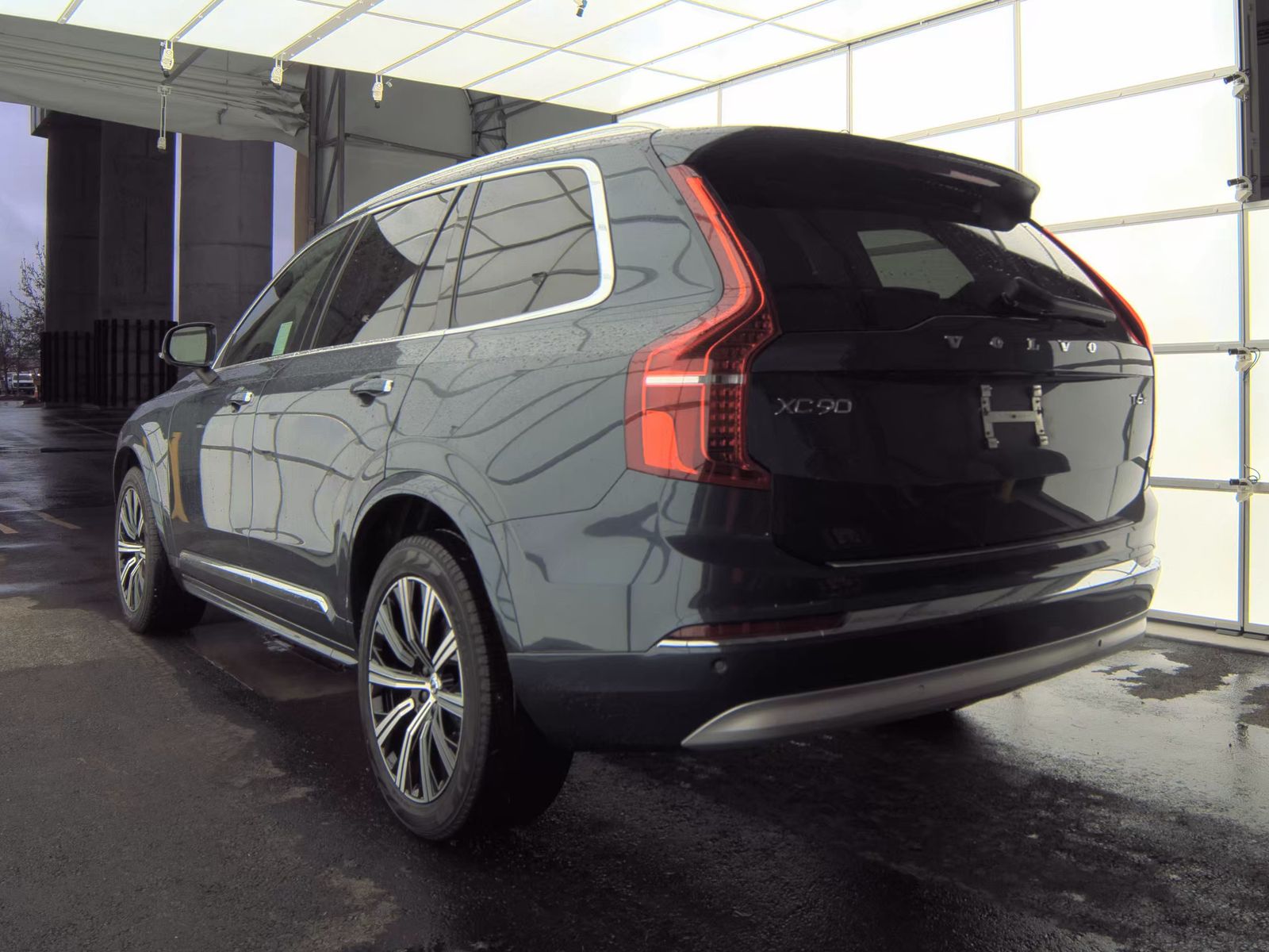 2022 Volvo XC90 T6 Inscription AWD