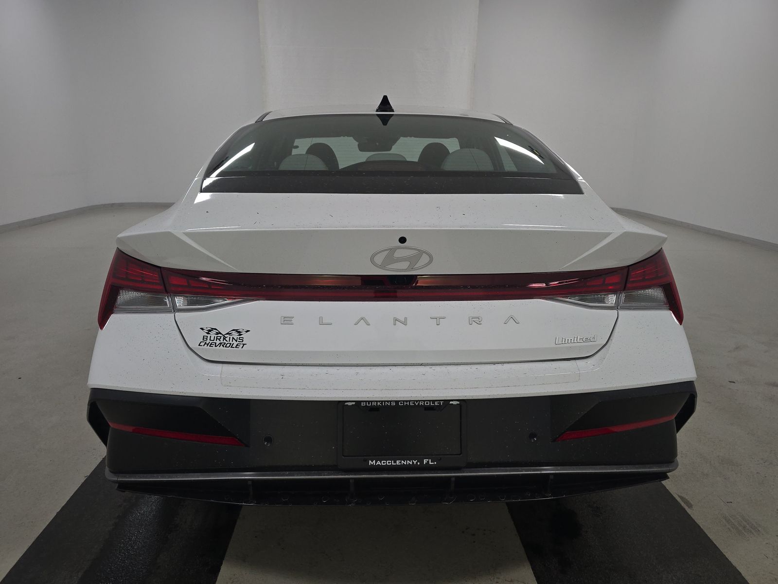 2024 Hyundai Elantra Limited FWD