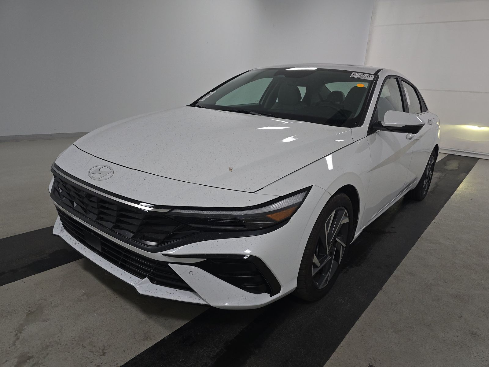 2024 Hyundai Elantra Limited FWD