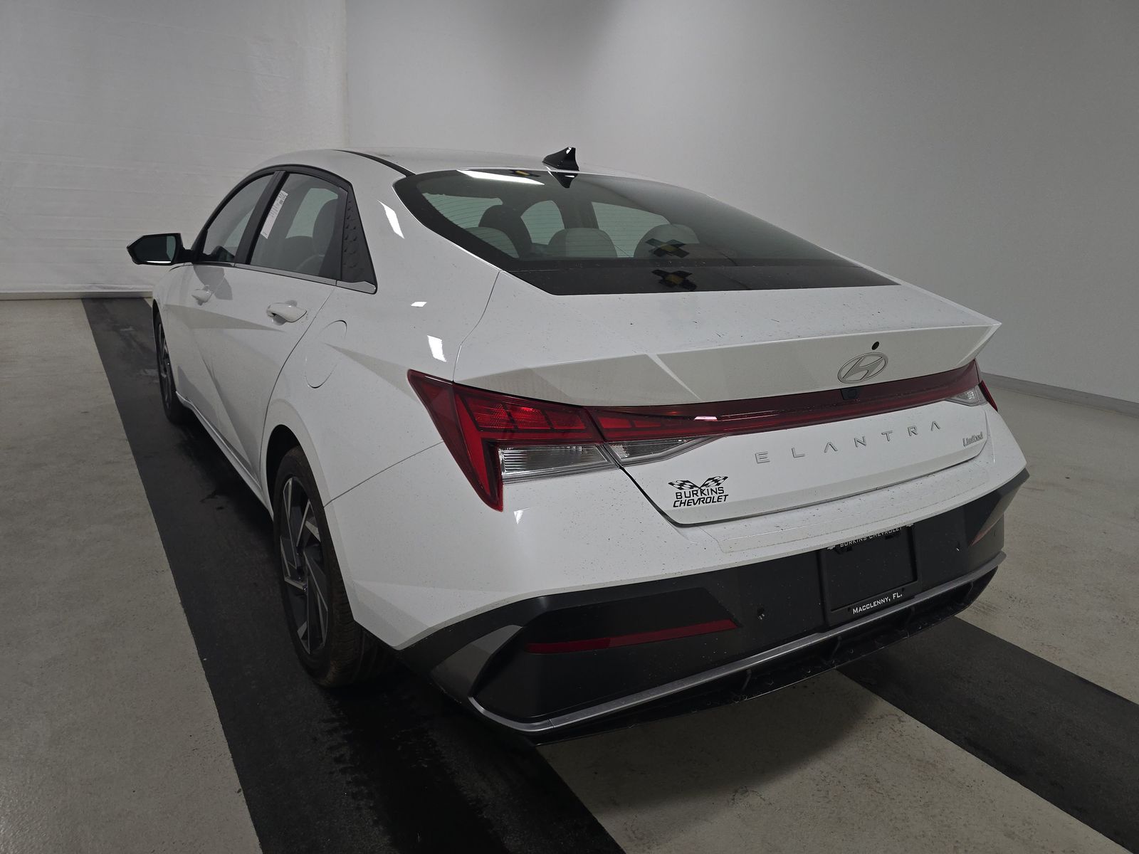 2024 Hyundai Elantra Limited FWD