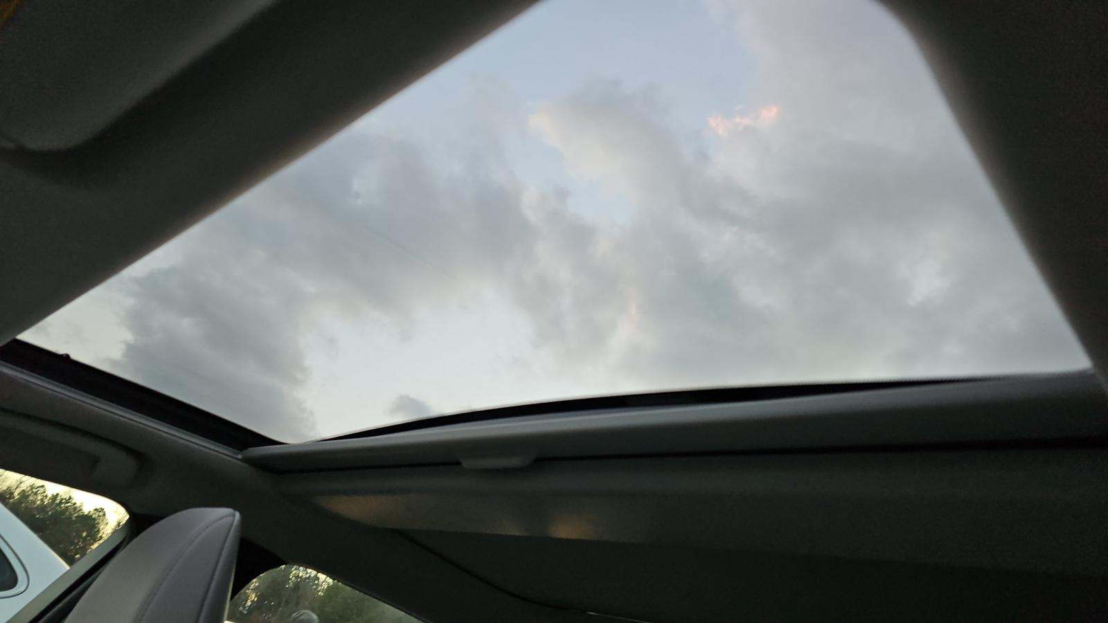 2024 Toyota Prius XLE FWD