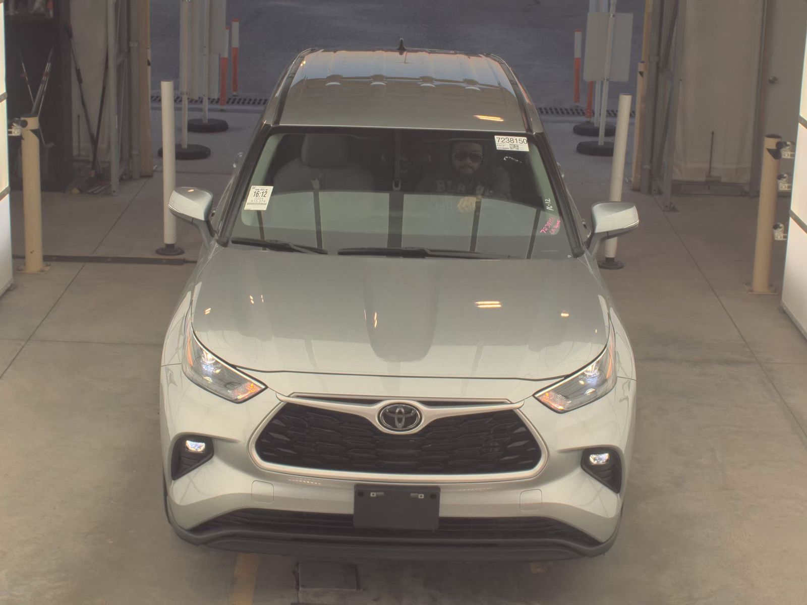 2024 Toyota Highlander LE FWD