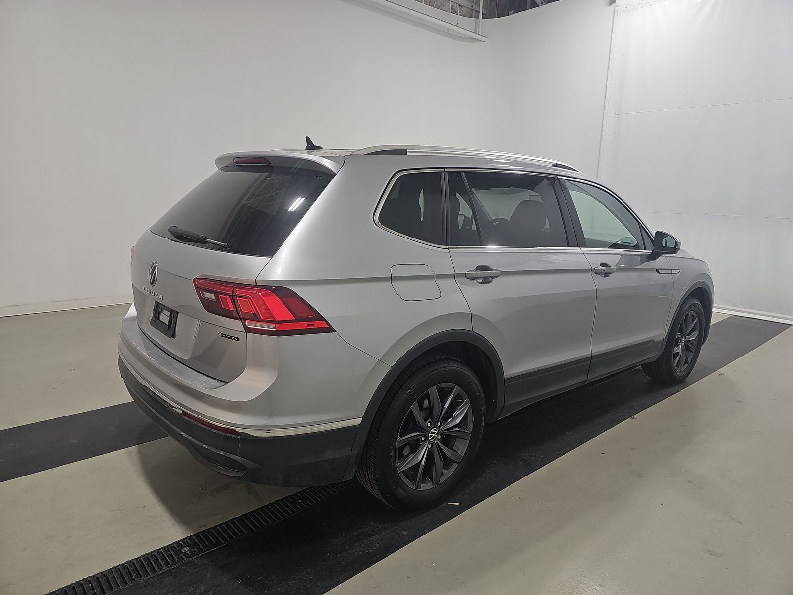 2024 Volkswagen Tiguan 2.0T SE AWD
