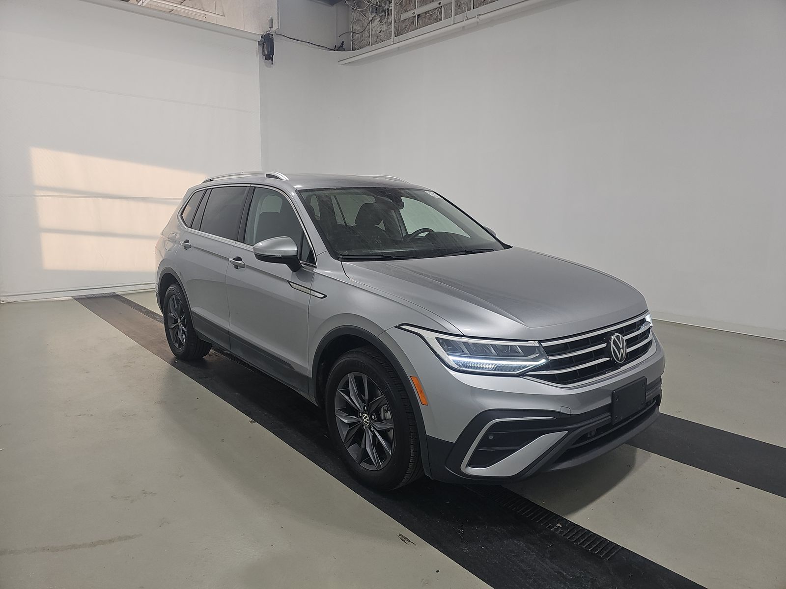 2024 Volkswagen Tiguan 2.0T SE AWD