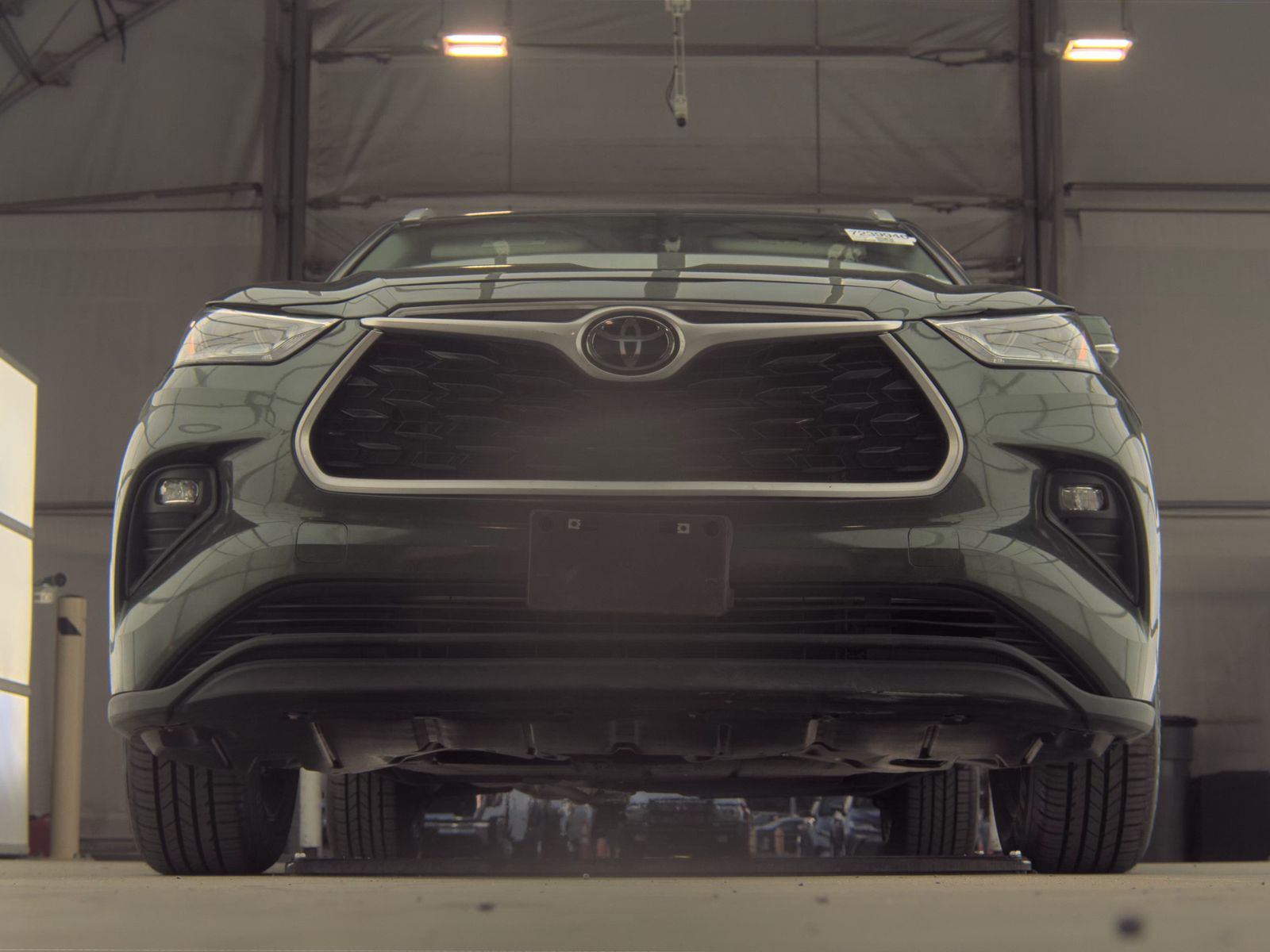 2023 Toyota Highlander XLE FWD