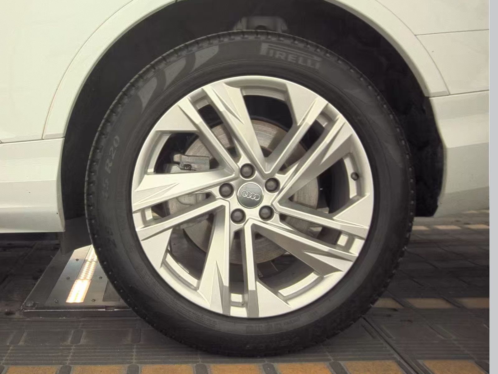 2020 Audi Q7 2.0T Premium Plus AWD