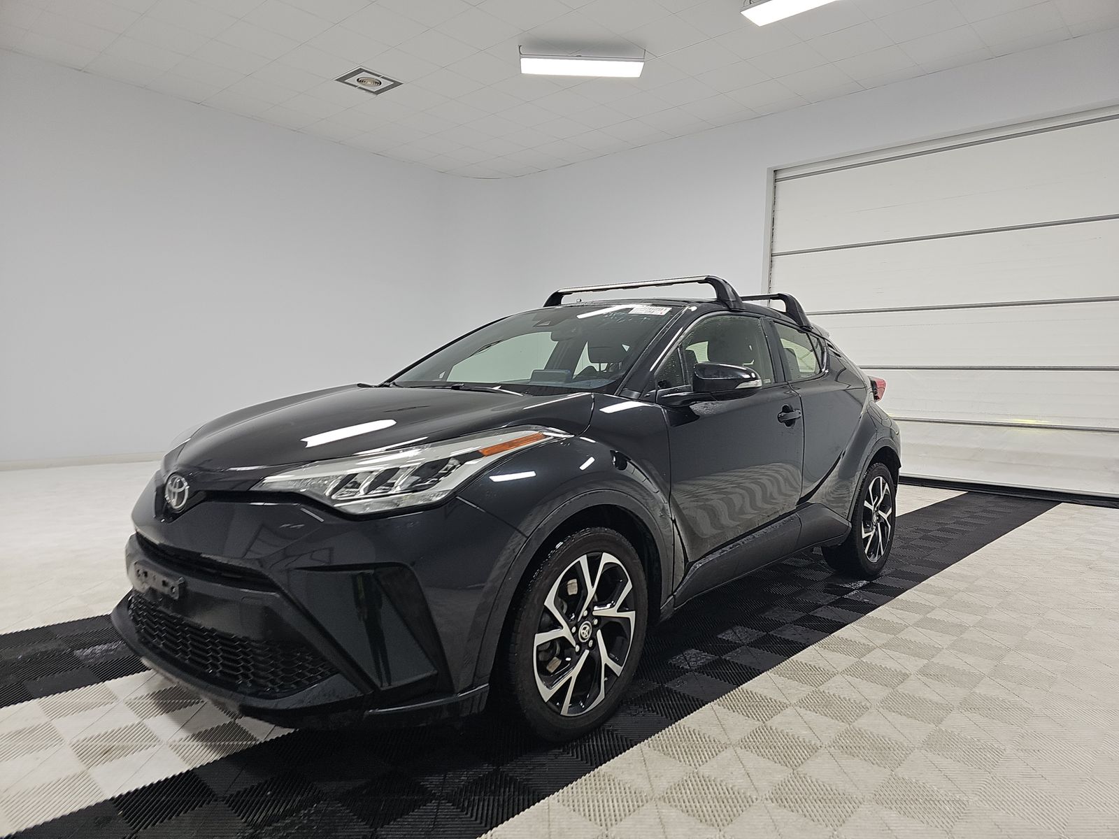 2021 Toyota C-HR XLE FWD