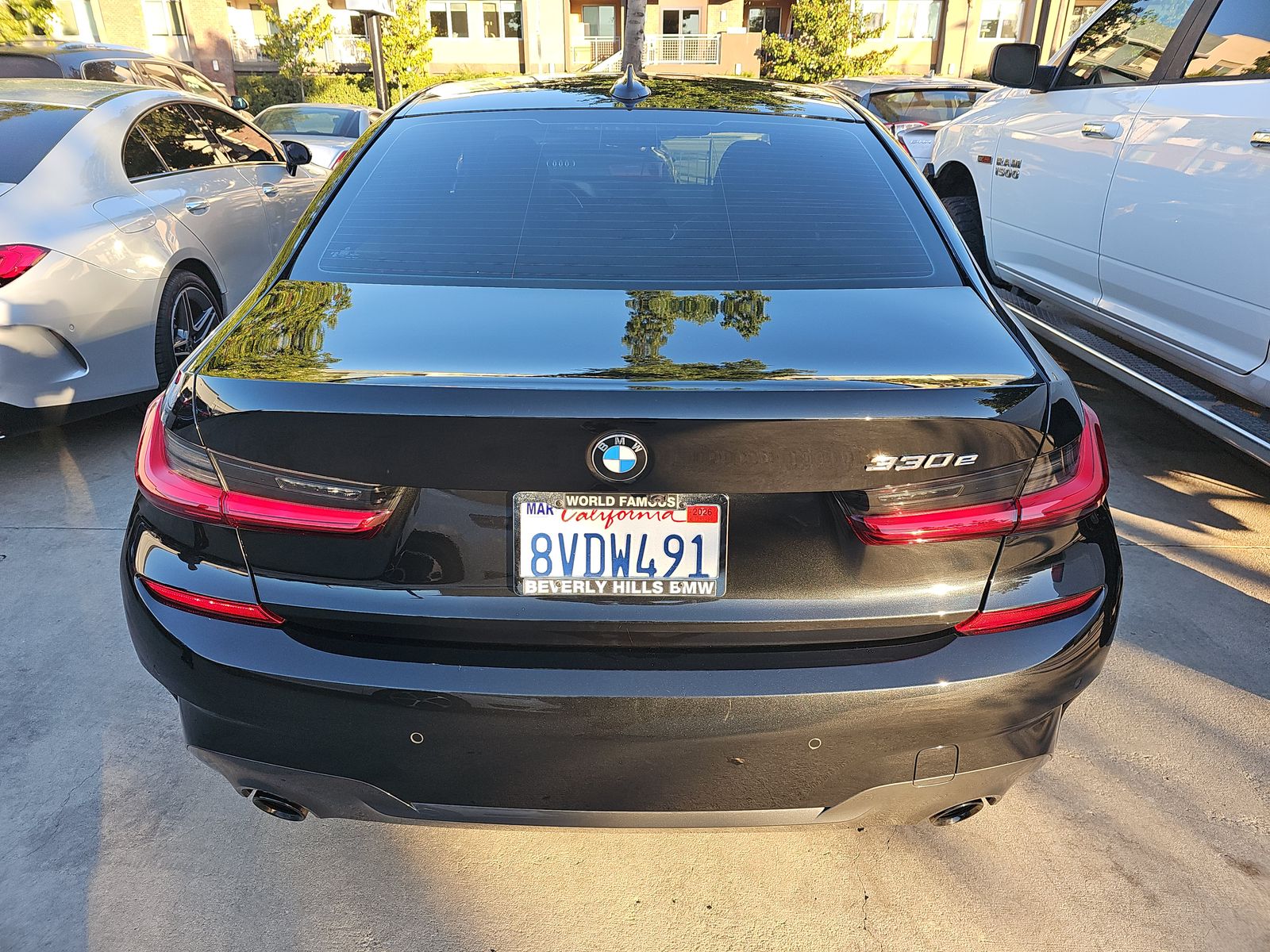 2021 BMW 3 Series 330e RWD