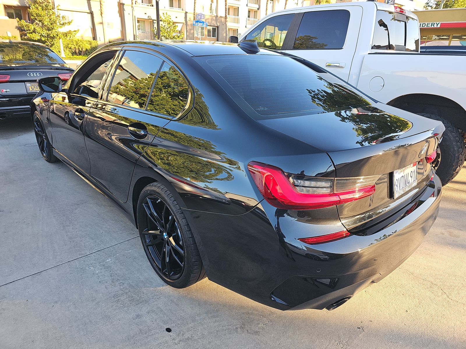 2021 BMW 3 Series 330e RWD