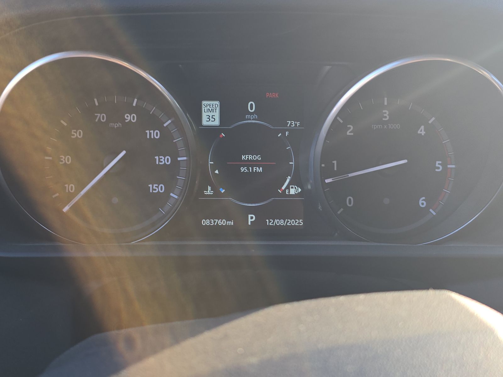 2017 Land Rover Discovery HSE Luxury AWD