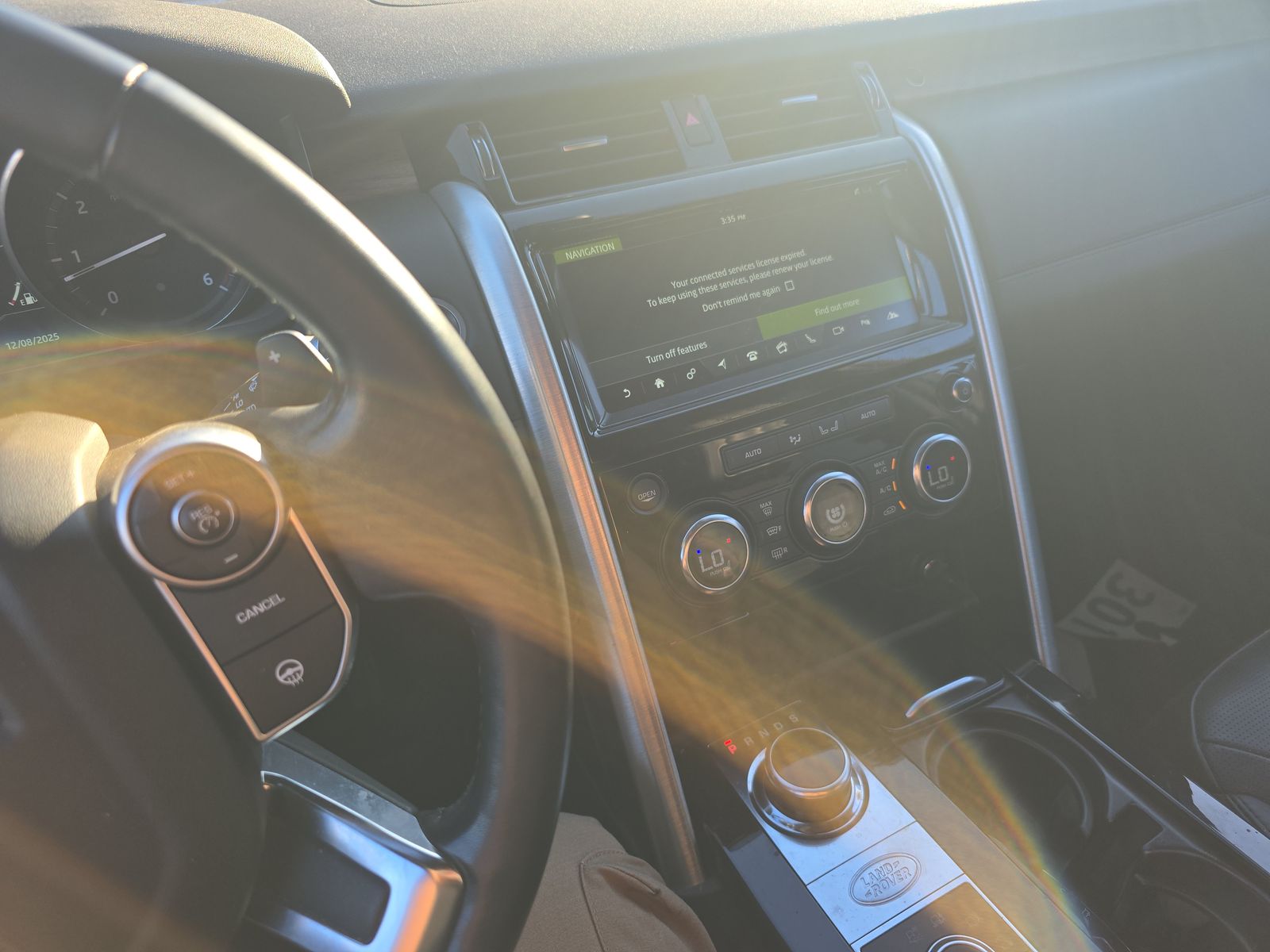 2017 Land Rover Discovery HSE Luxury AWD