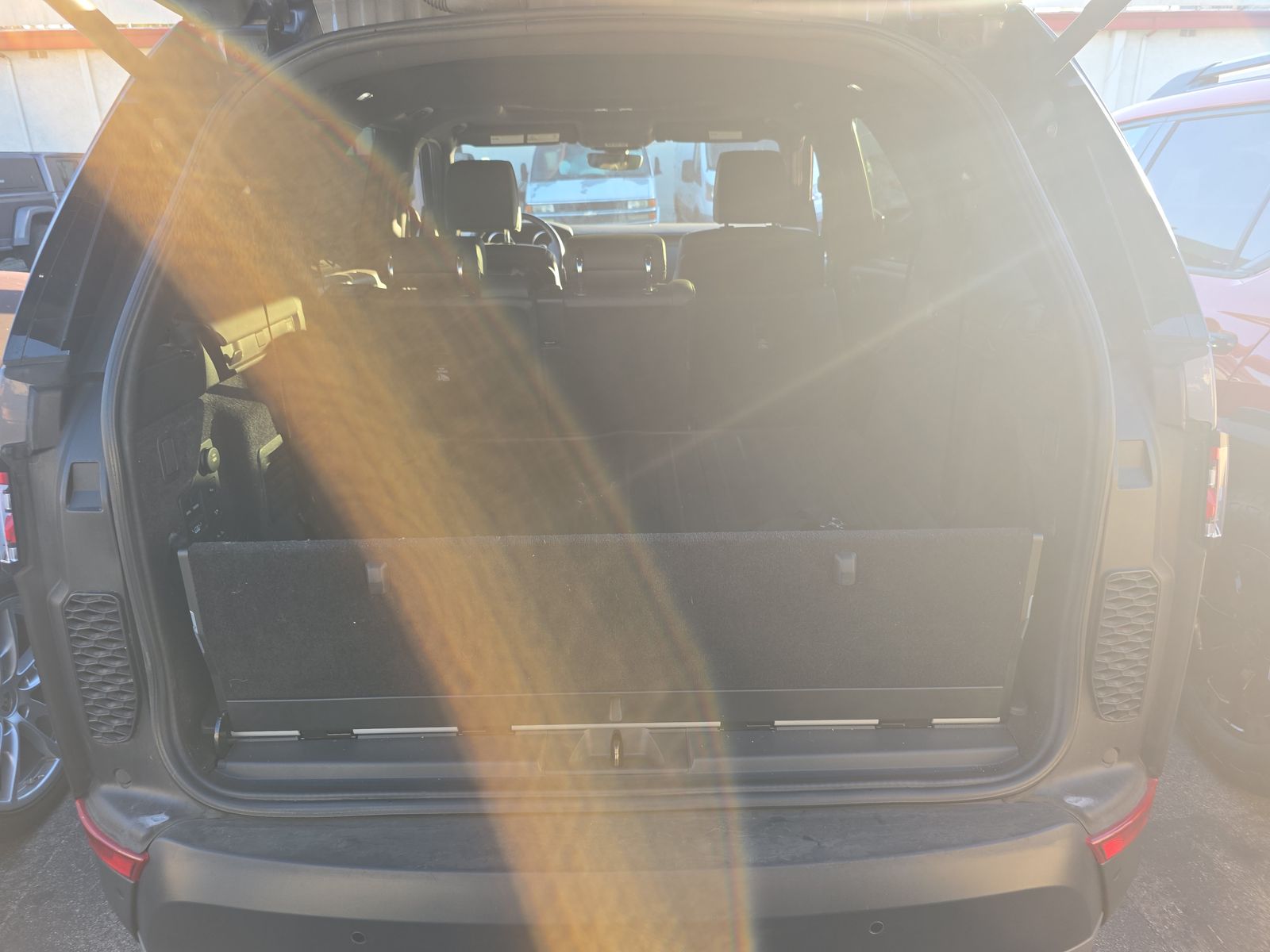 2017 Land Rover Discovery HSE Luxury AWD