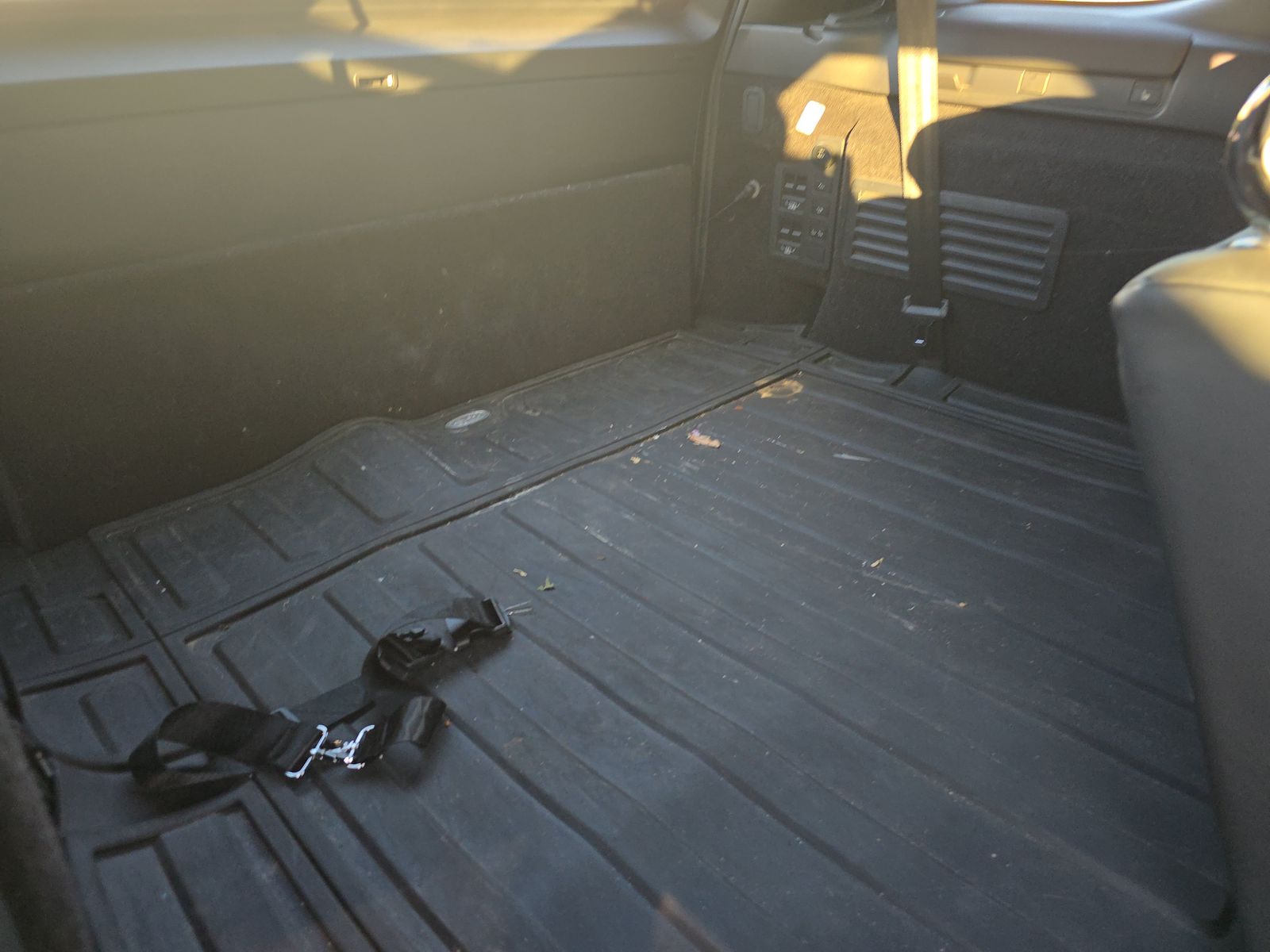 2017 Land Rover Discovery HSE Luxury AWD