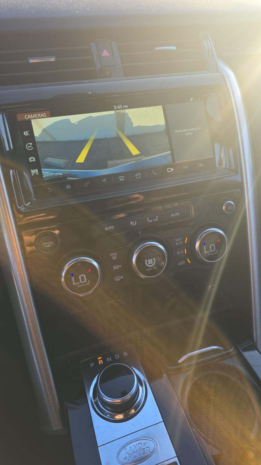 2017 Land Rover Discovery HSE Luxury AWD