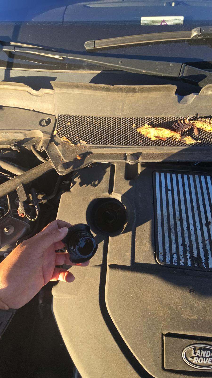 2017 Land Rover Discovery HSE Luxury AWD