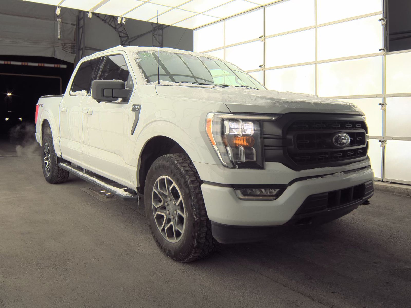 2023 Ford F-150 XLT AWD