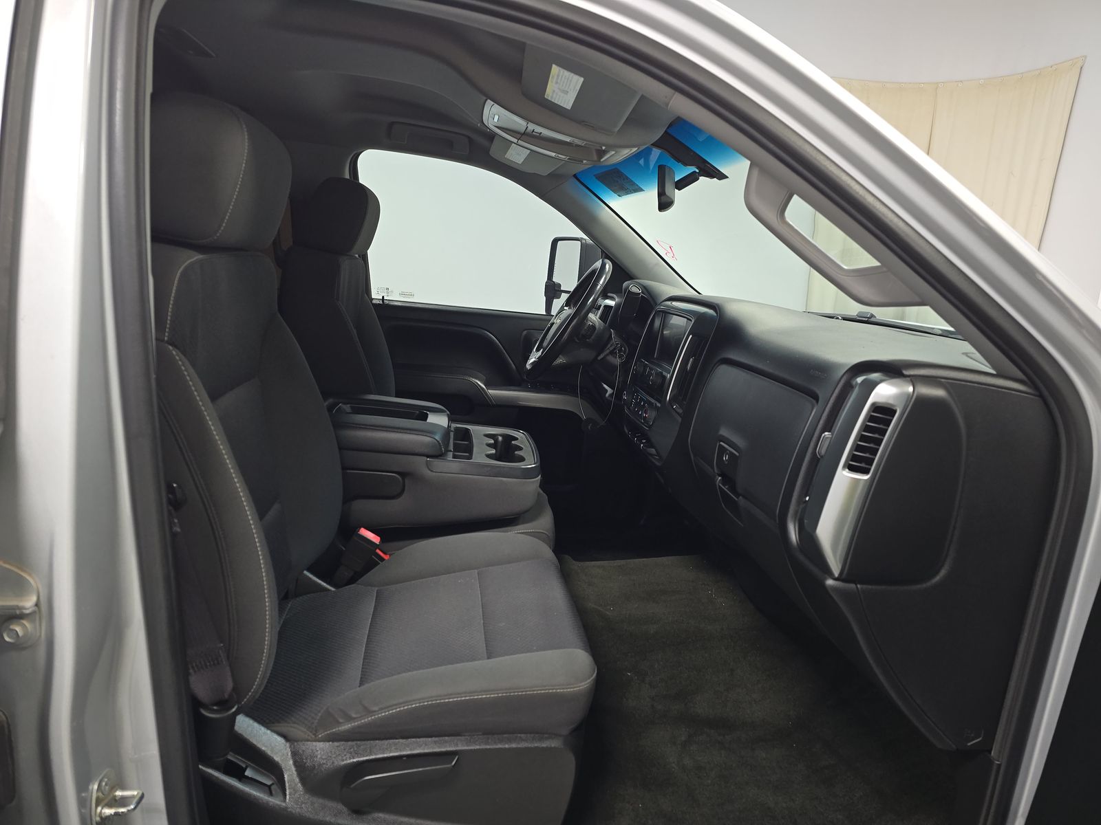 2017 Chevrolet Silverado 1500 LT RWD