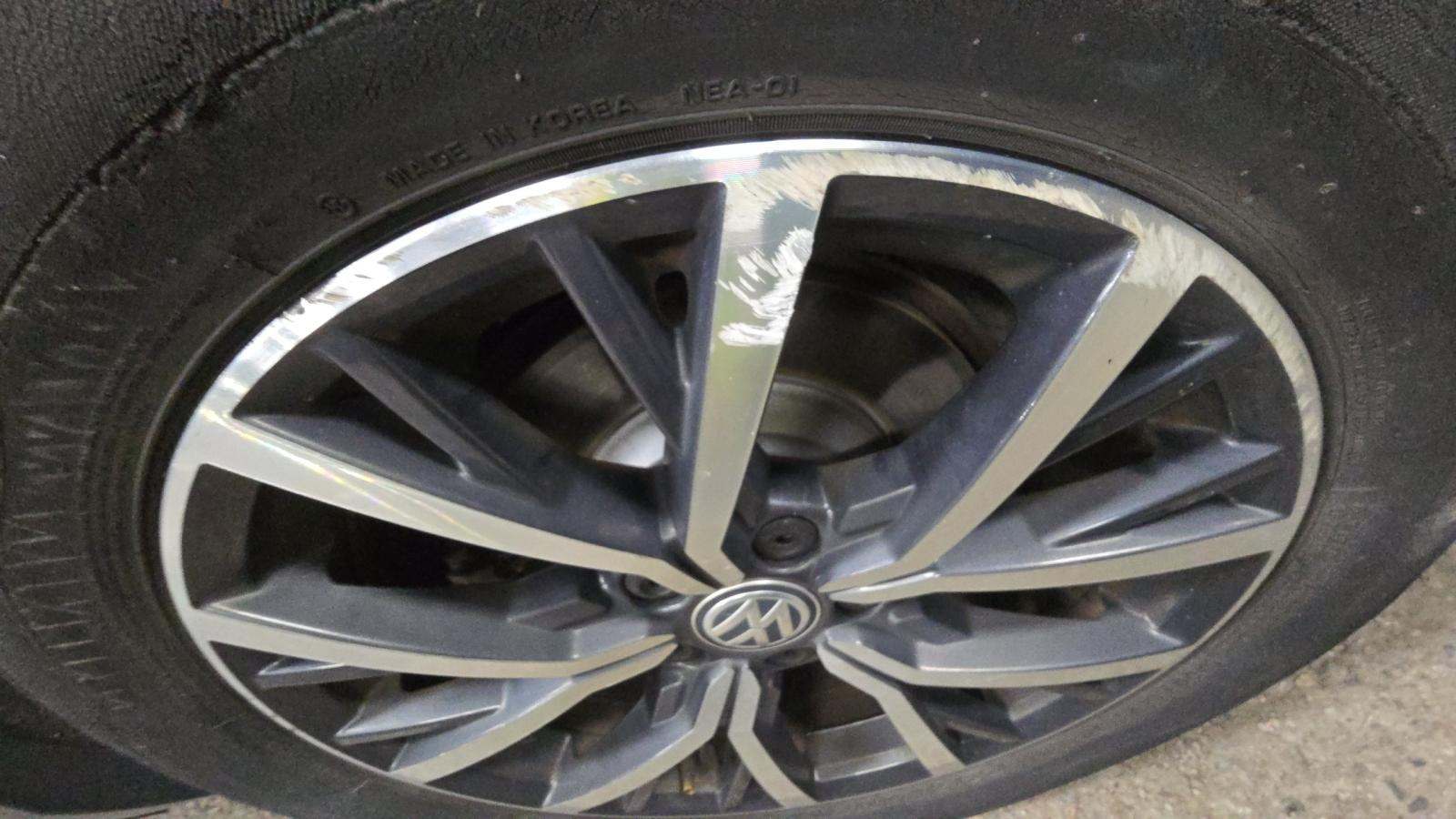 2020 Volkswagen Tiguan 2.0T SE FWD