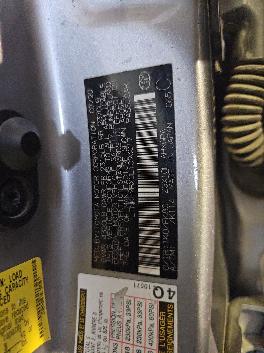 2020 Toyota C-HR XLE FWD