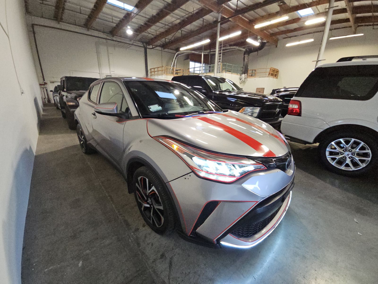 2020 Toyota C-HR XLE FWD