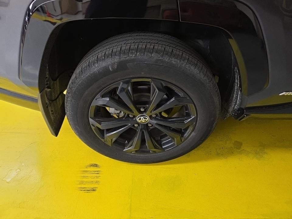 2024 Toyota RAV4 Hybrid SE AWD