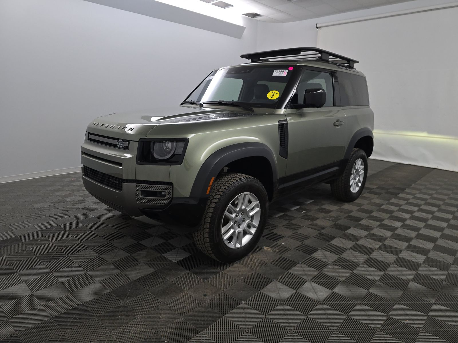 2022 Land Rover Defender 90 X-Dynamic S AWD