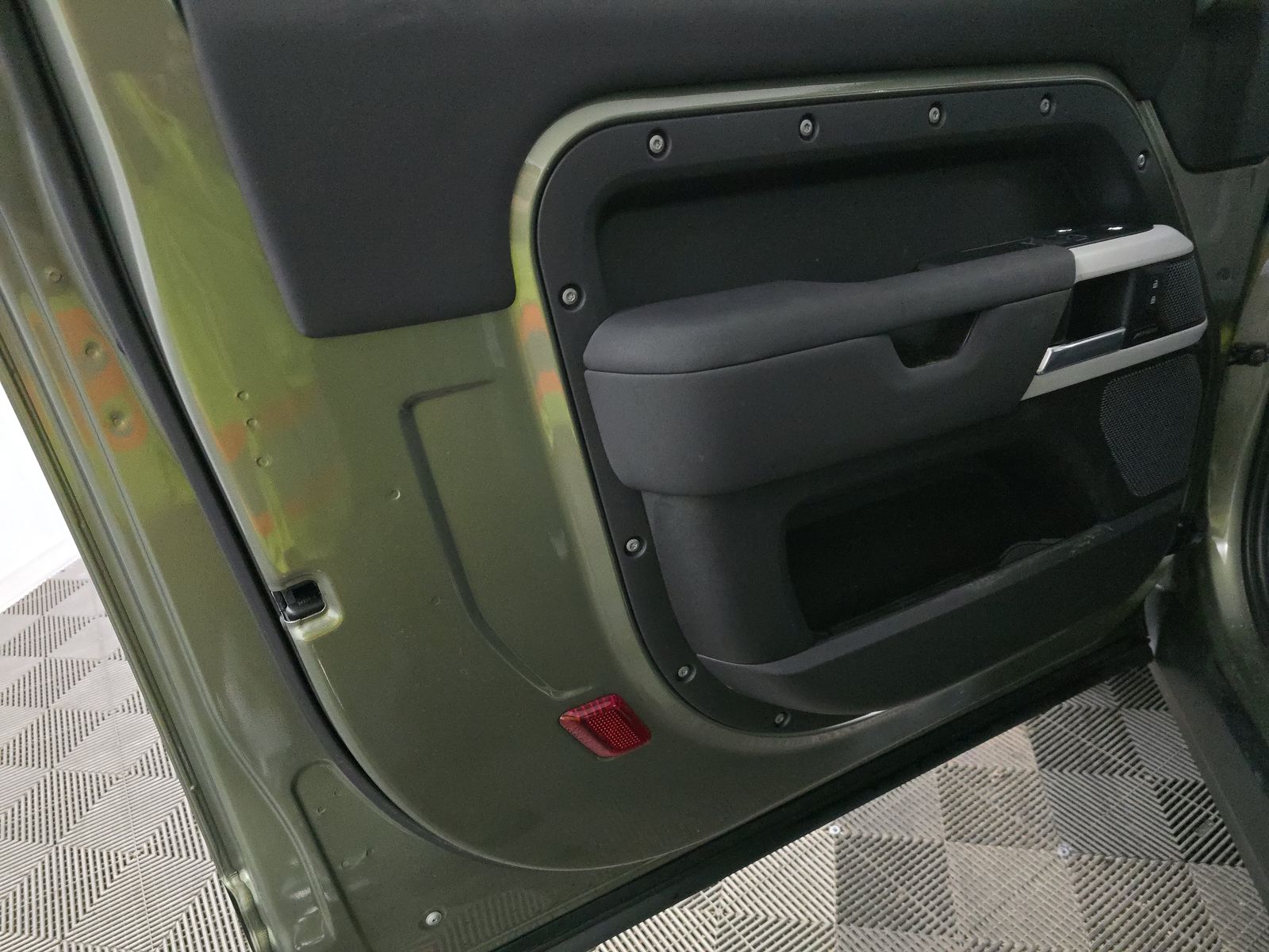 2022 Land Rover Defender 90 X-Dynamic S AWD