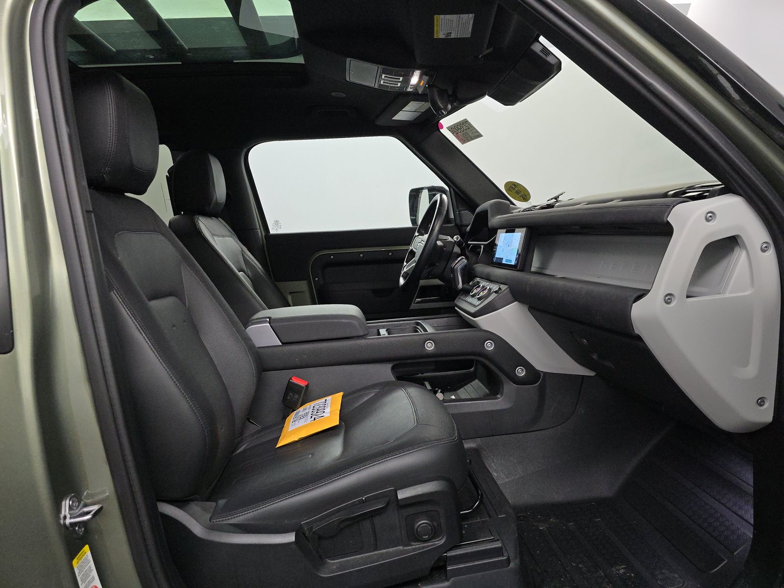 2022 Land Rover Defender 90 X-Dynamic S AWD