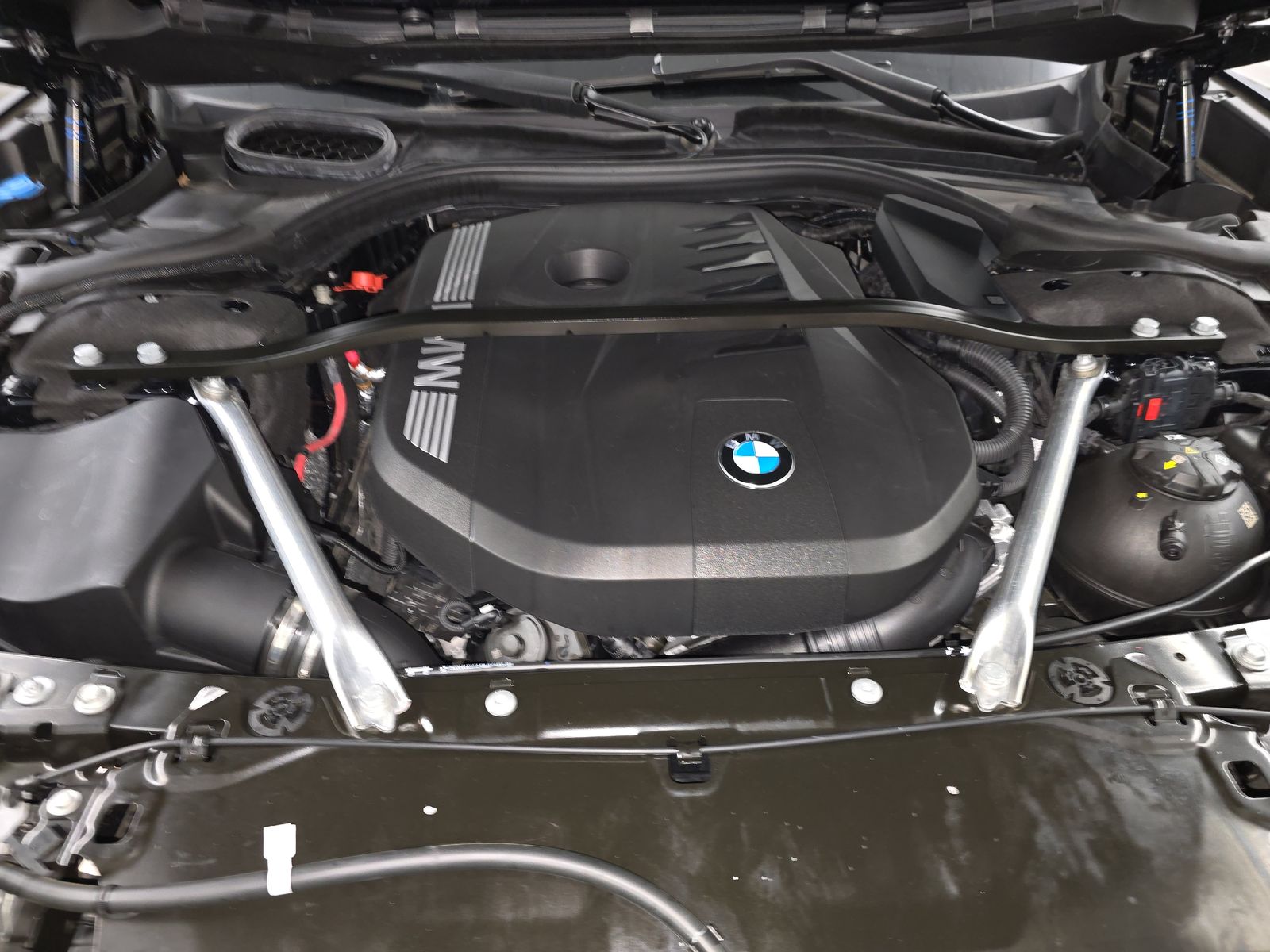 2024 BMW 7 Series 740i RWD