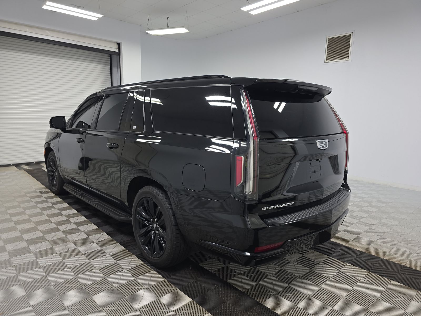 2022 Cadillac Escalade ESV Sport Platinum AWD