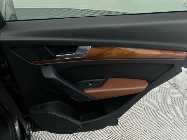 2022 Audi Q5 S line Premium AWD