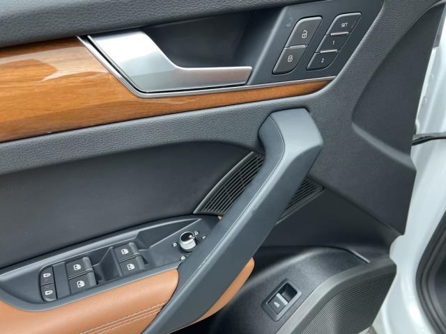 2023 Audi Q5 Premium Plus AWD